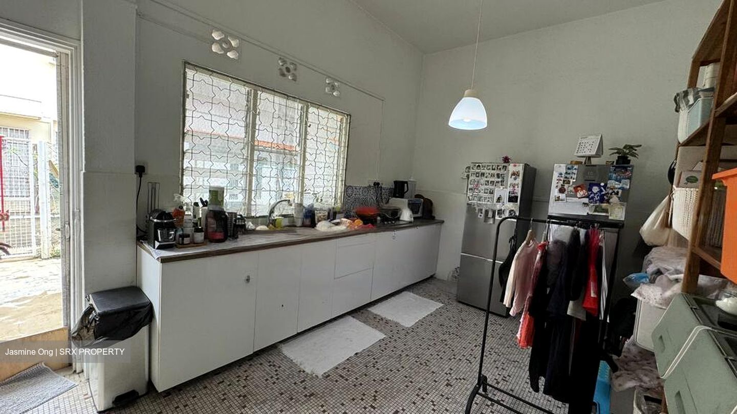 Joo Chiat Place (D15), Terrace #483366091